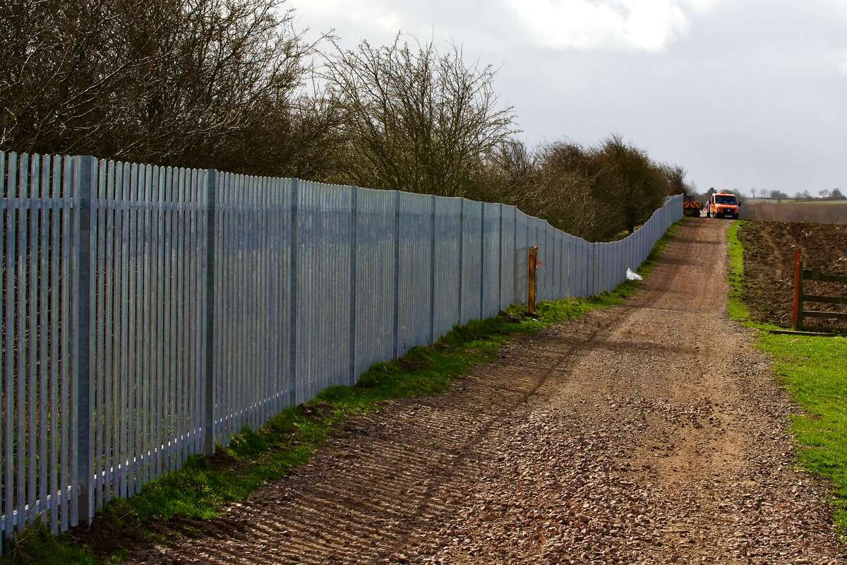 Fencing - Palisade W Profile (available in 3 heights) Galvanised - BULK DISCOUNTS image