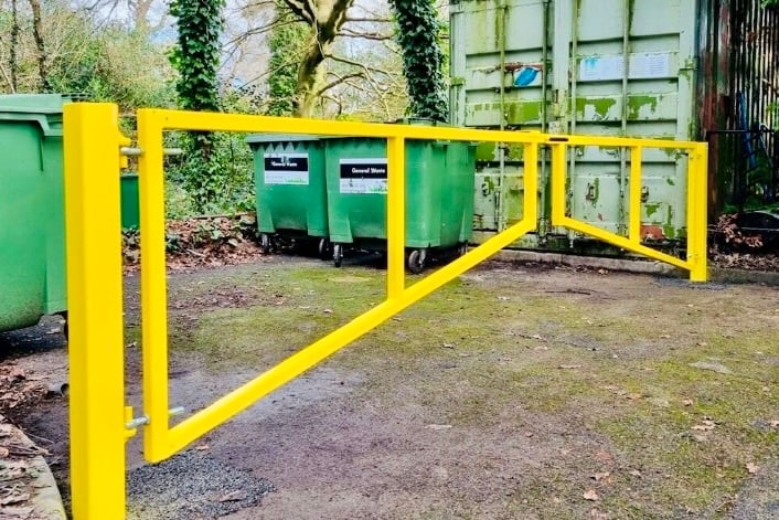 Double Leaf Swing Gate: 7-12m Robust Construction &amp; Value Finishing Colours + Galv Options Locking Latch, Padlock &amp; Shroud image