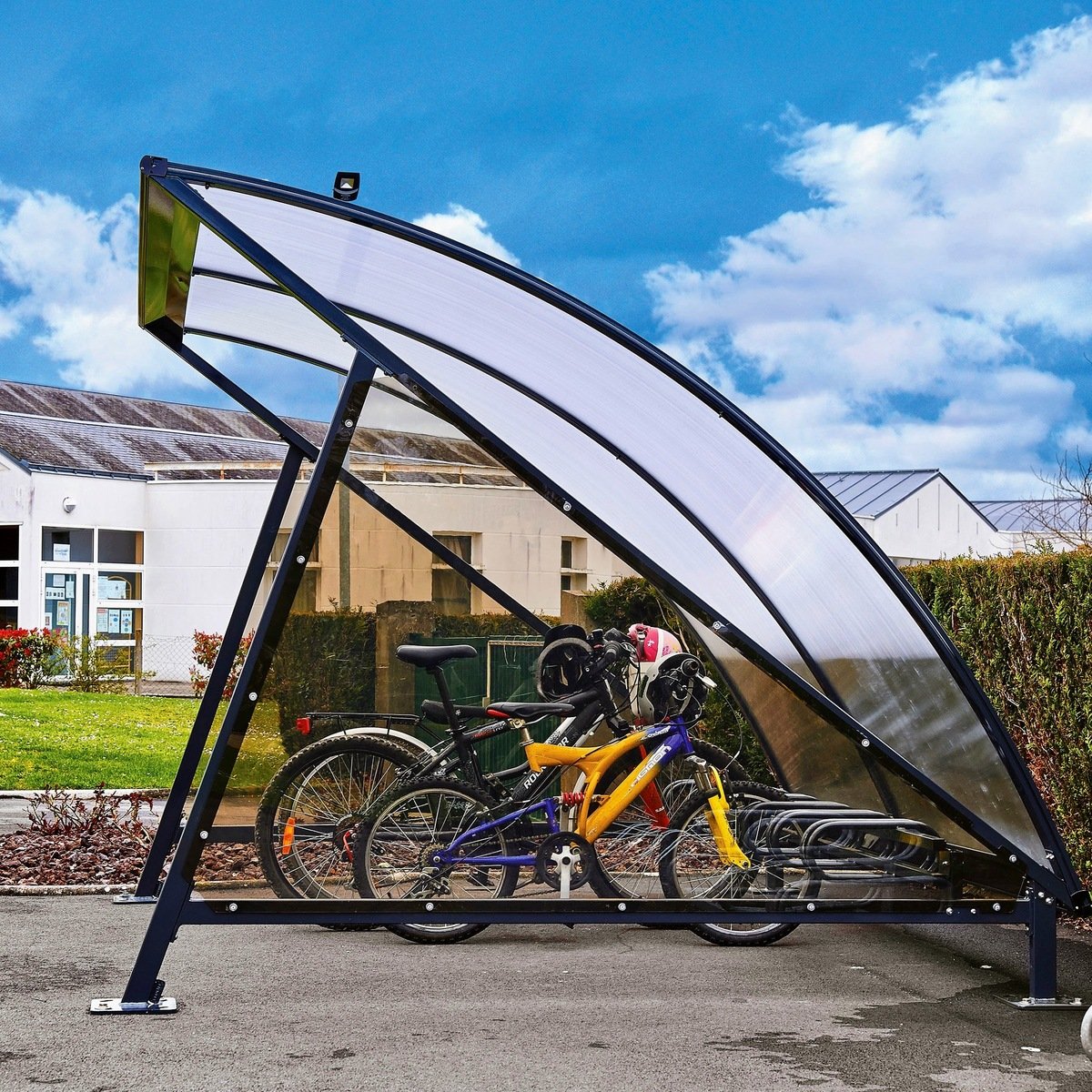 Side View of Main Bay Inclusive of  Bike Rack for 6 bikes in-situ image