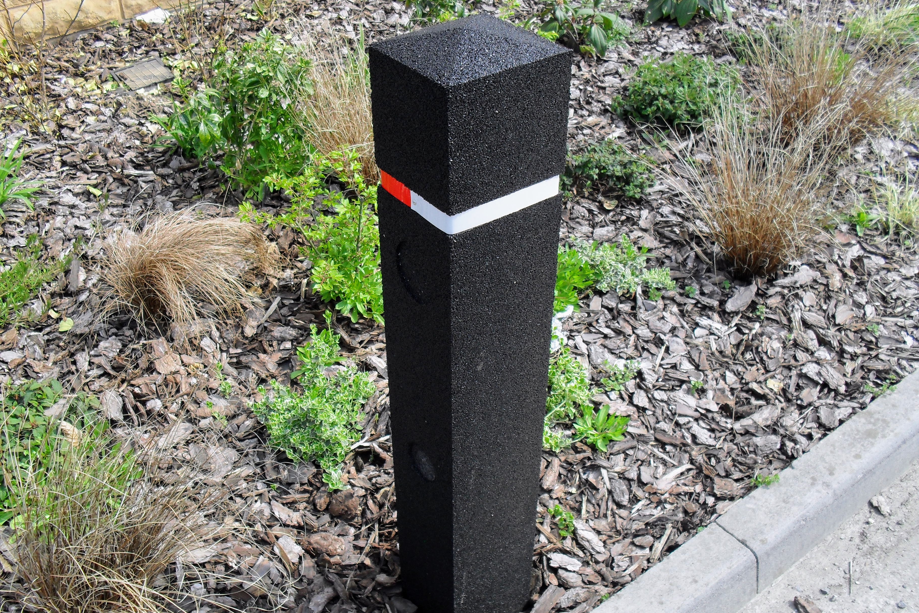 Pyramid Head Recycled Rubber Bollard in-situ