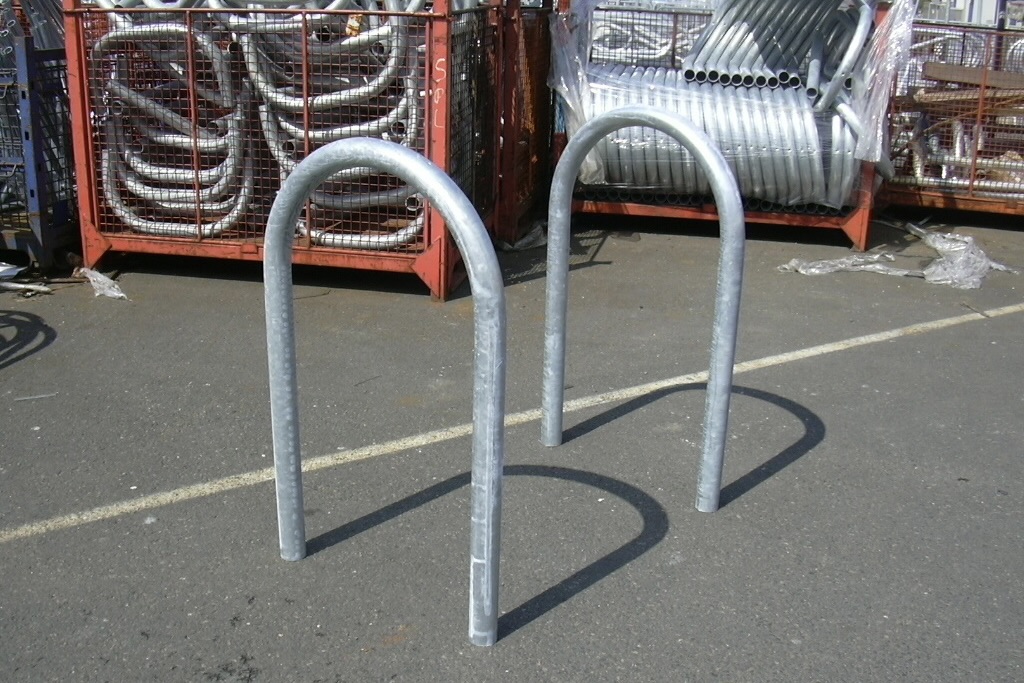Double U shaped hooped barrier galvanised Concrete In (Height Above Ground 700mm)