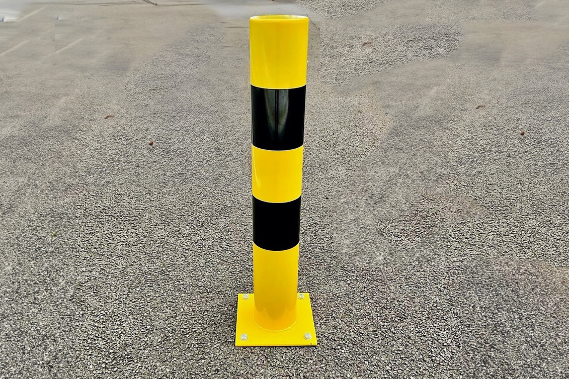Heavy-Duty, Hi-Vis Bollards, Yellow with Black Stripes
Multiple Diameters & Heights + Impact-Resistant