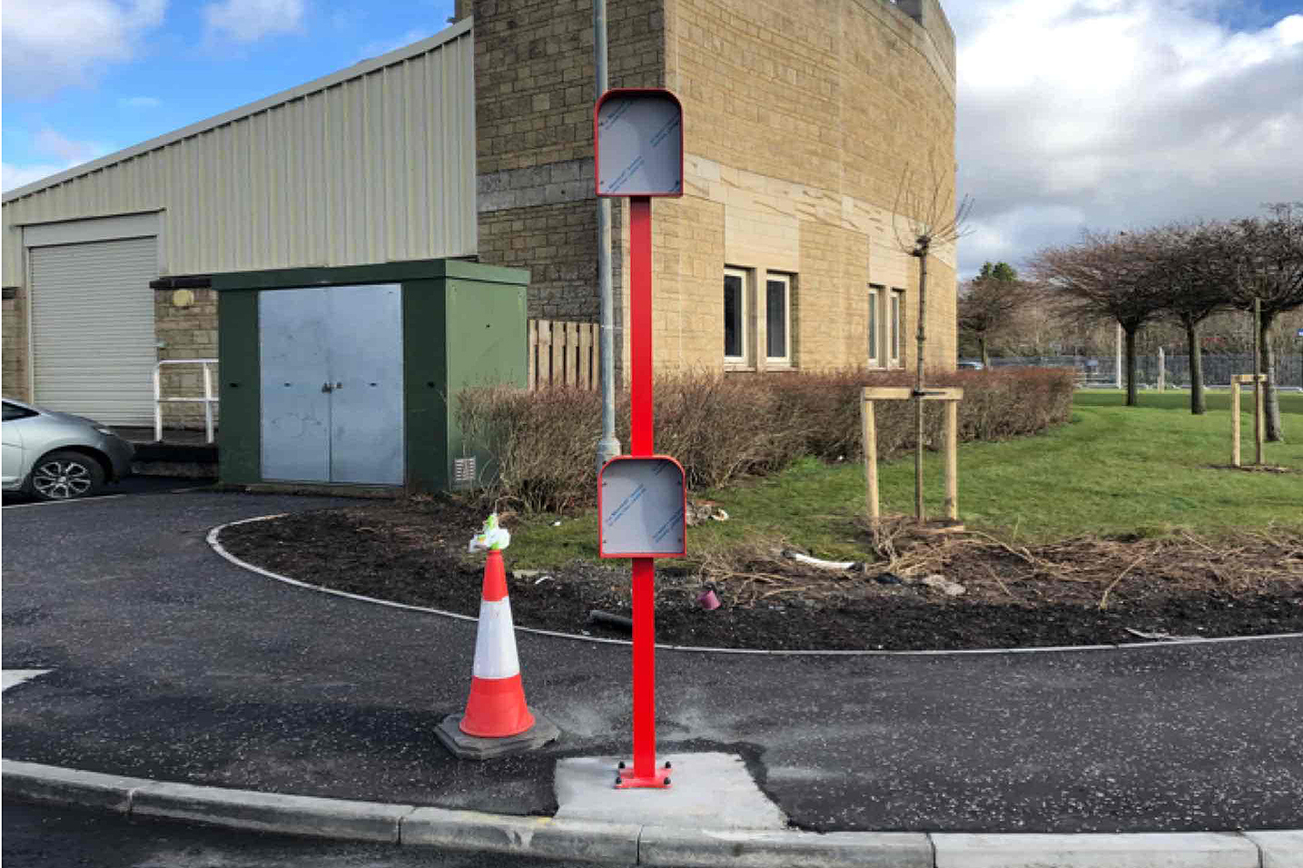 Pedestals for Automatic Products - Aluminium