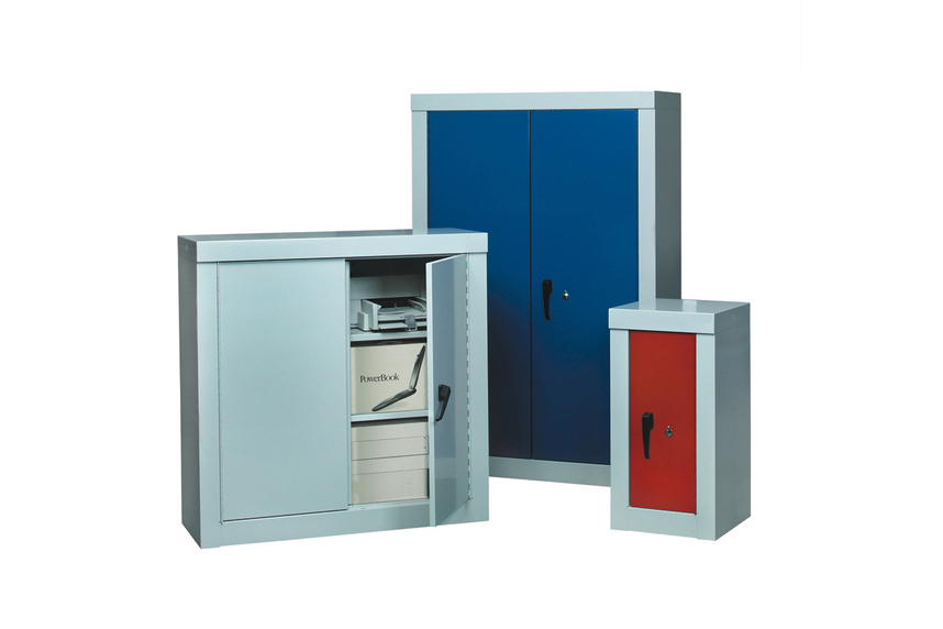 Security Cupboards - Superior anti-pick locking mechanism and full length heavy duty hinge.