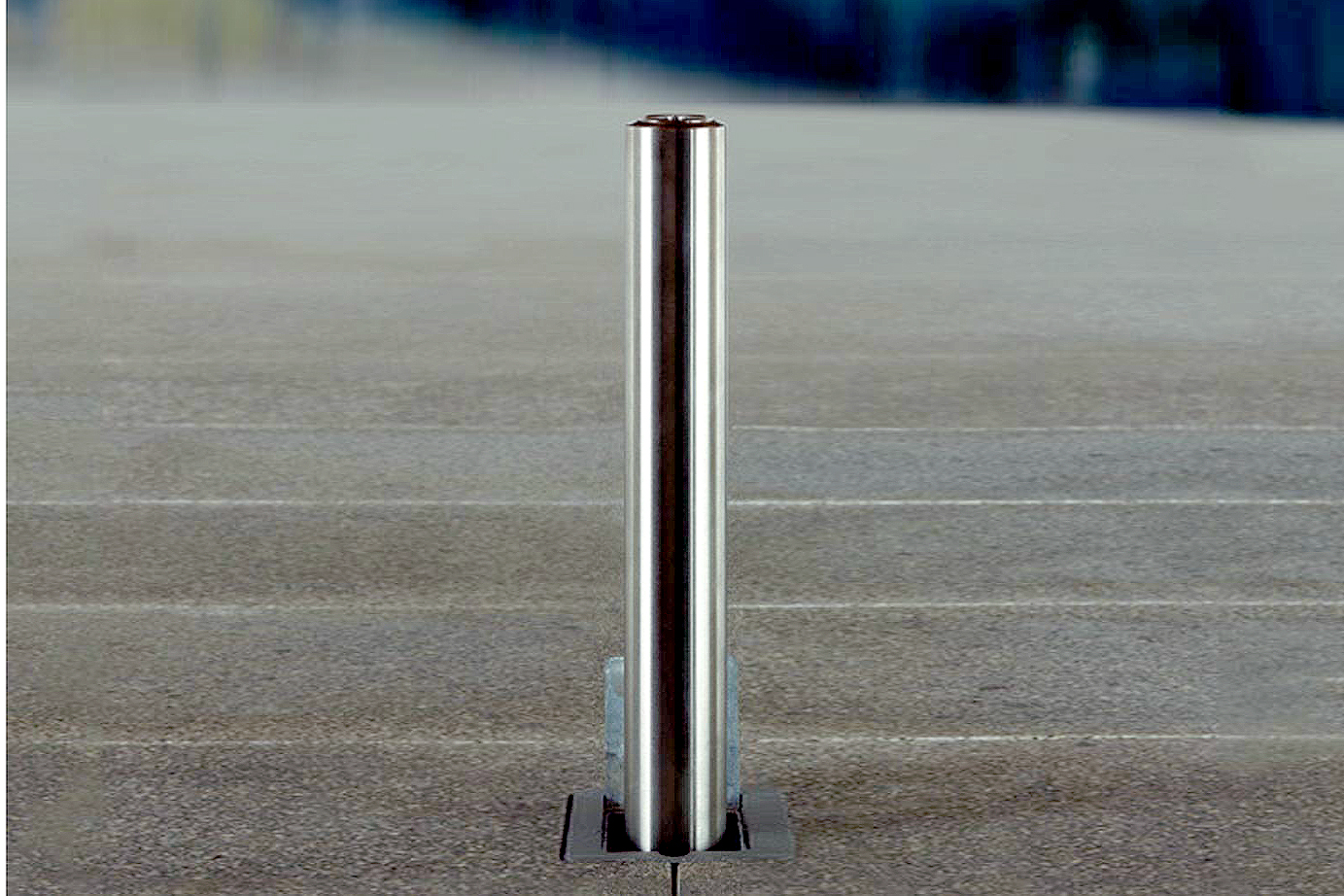 Rhino' RTSS5 Stainless Steel 316L Round HD Lift-Assist Telescopic Bollard