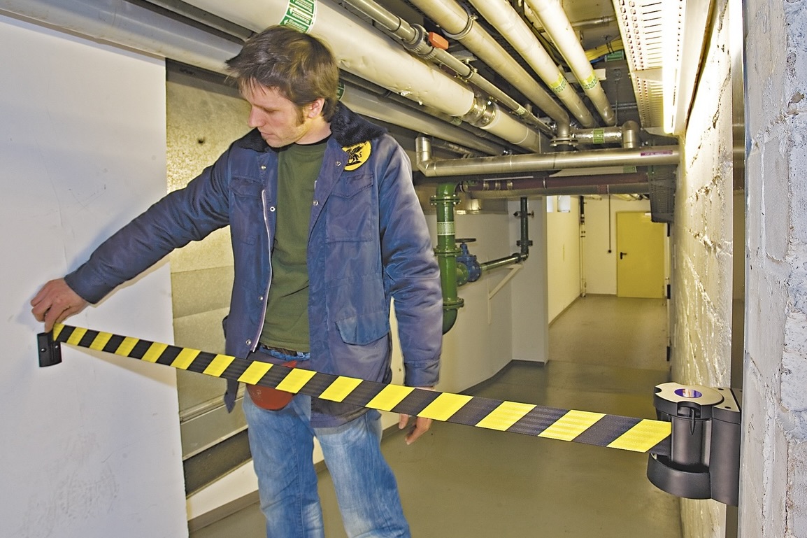 Belt Stretch Barrier (Magnetic Wall Mounted) 3m or 4m long The ideal solution for controlling access at entrances, internal door-ways, stairs, corridors & aisles etc.