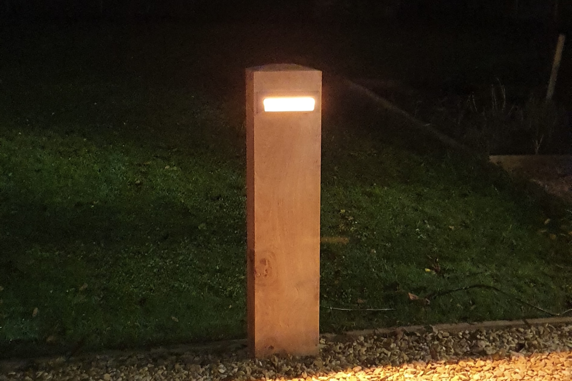 Sustainable LED Timber Bollard: Oak or Larch, Wildlife-Friendly Dark-Sky Cert. Low-light Pollution