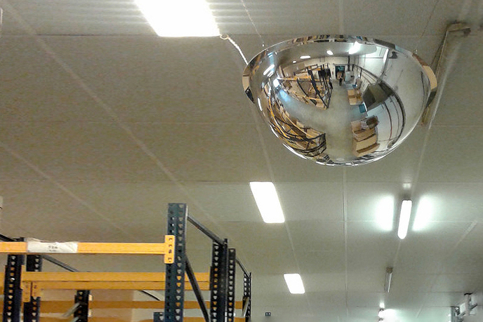 Mirror 360 degree Panoramic - For Important safety. Shock resistant, for industrial or commercial premises. Fitting chains included.