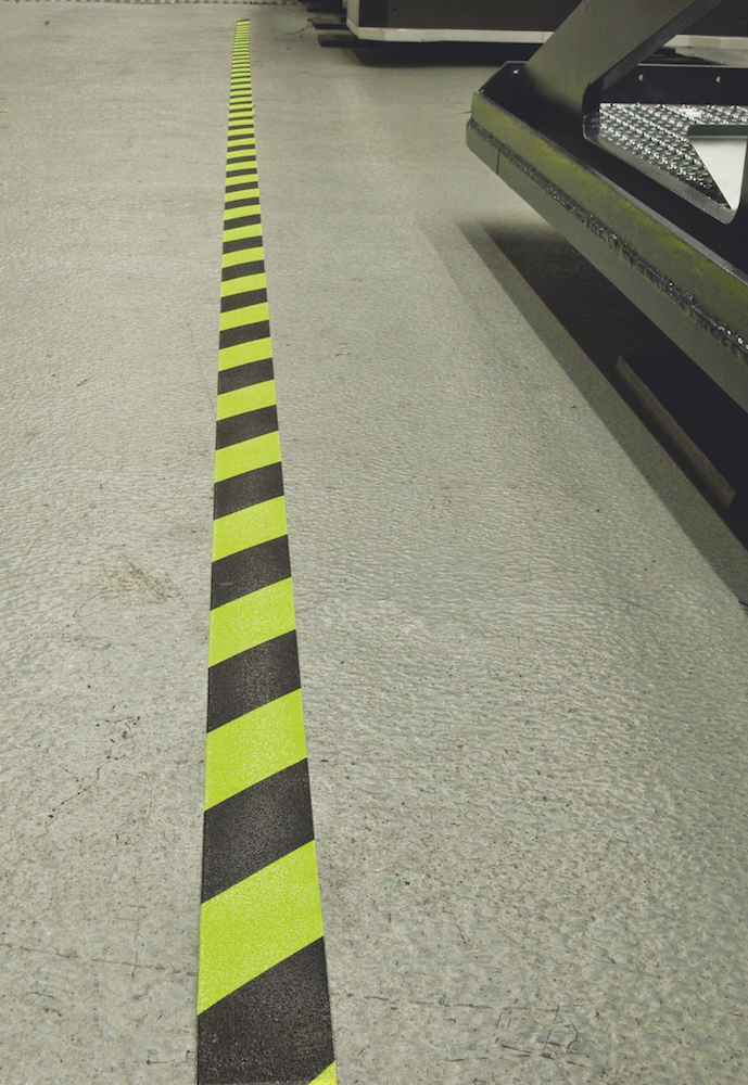 Anti-slip Tape 18.3m. Visible in the dark. Indoor/Outdoor use. Great hazard marking where the risk of slipping is to be found.