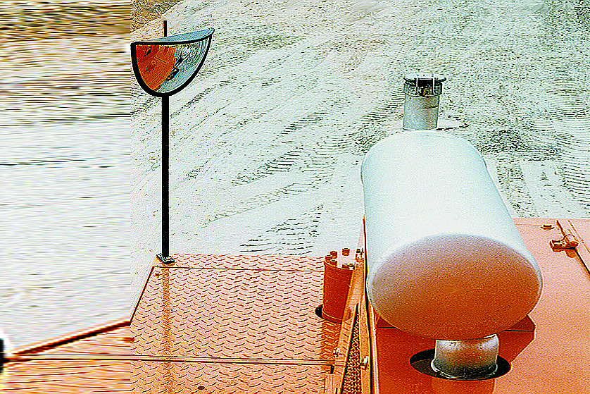 Unbreakable Plant Machinery Safety Mirrors 
Panoramic View for Forklifts & Wheel Blind Spots