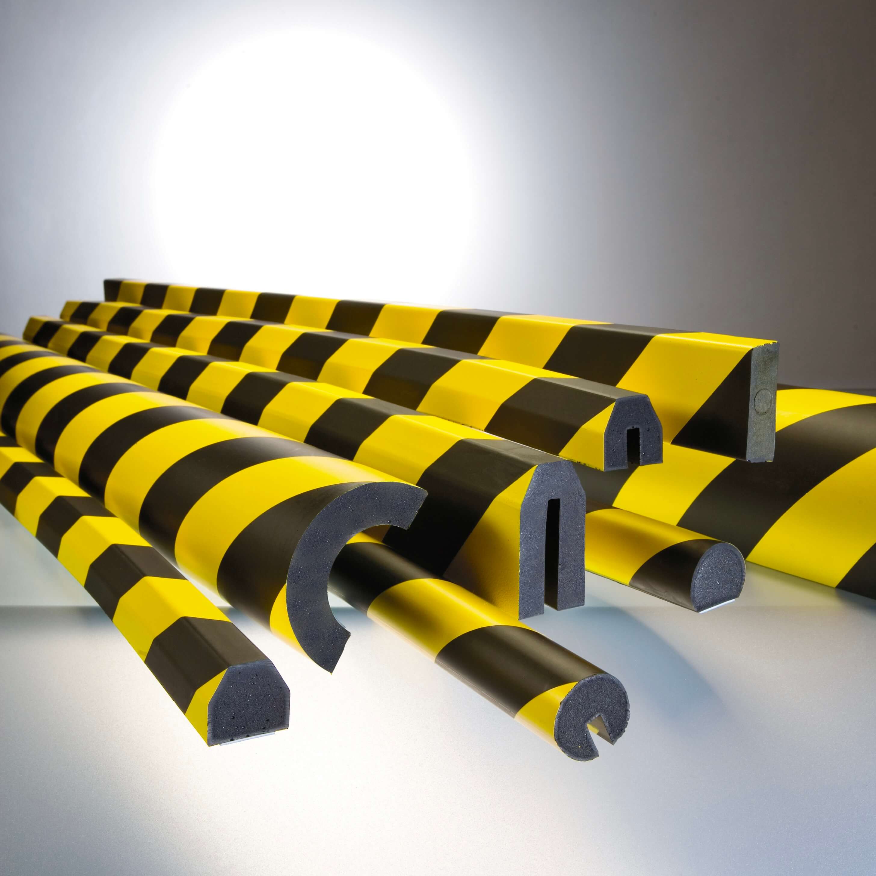 Trapeze UL-Profile Protector - High-Visibility - 80x40mm - Indoor/Outdoor - Push Fit- 1mL
