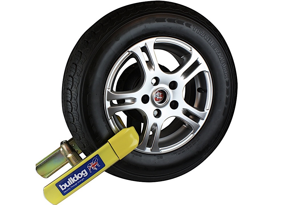 Euro Wheel Clamp: EM500SS Insurance Approved 
Sold Secure Quick-Fit for Most Vehicles