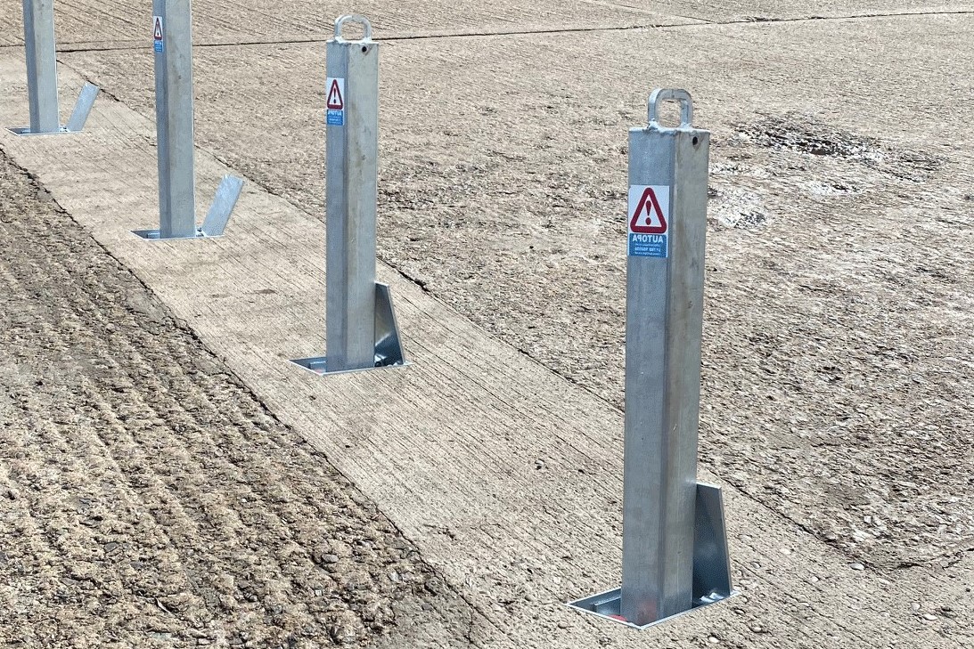 Removable Square Post (500mm high) Galvanised finish. Integral Lock - Sold Secure - Protects against unwanted vehicle access