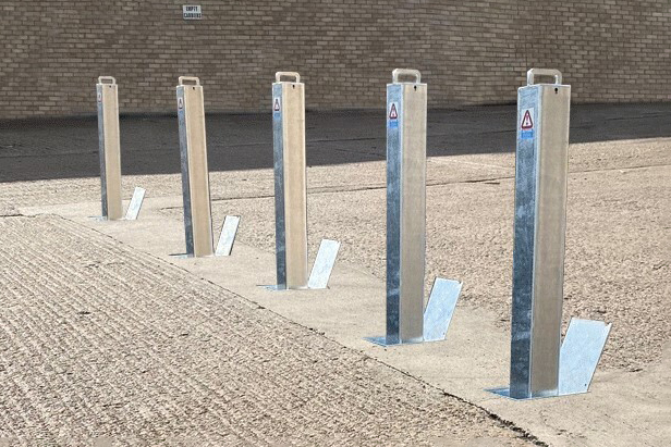 Telescopic Square Post (60/70/90mm): (Sold Secure)
H745mm Galvanised with Lock, Colours & Hazard Strip