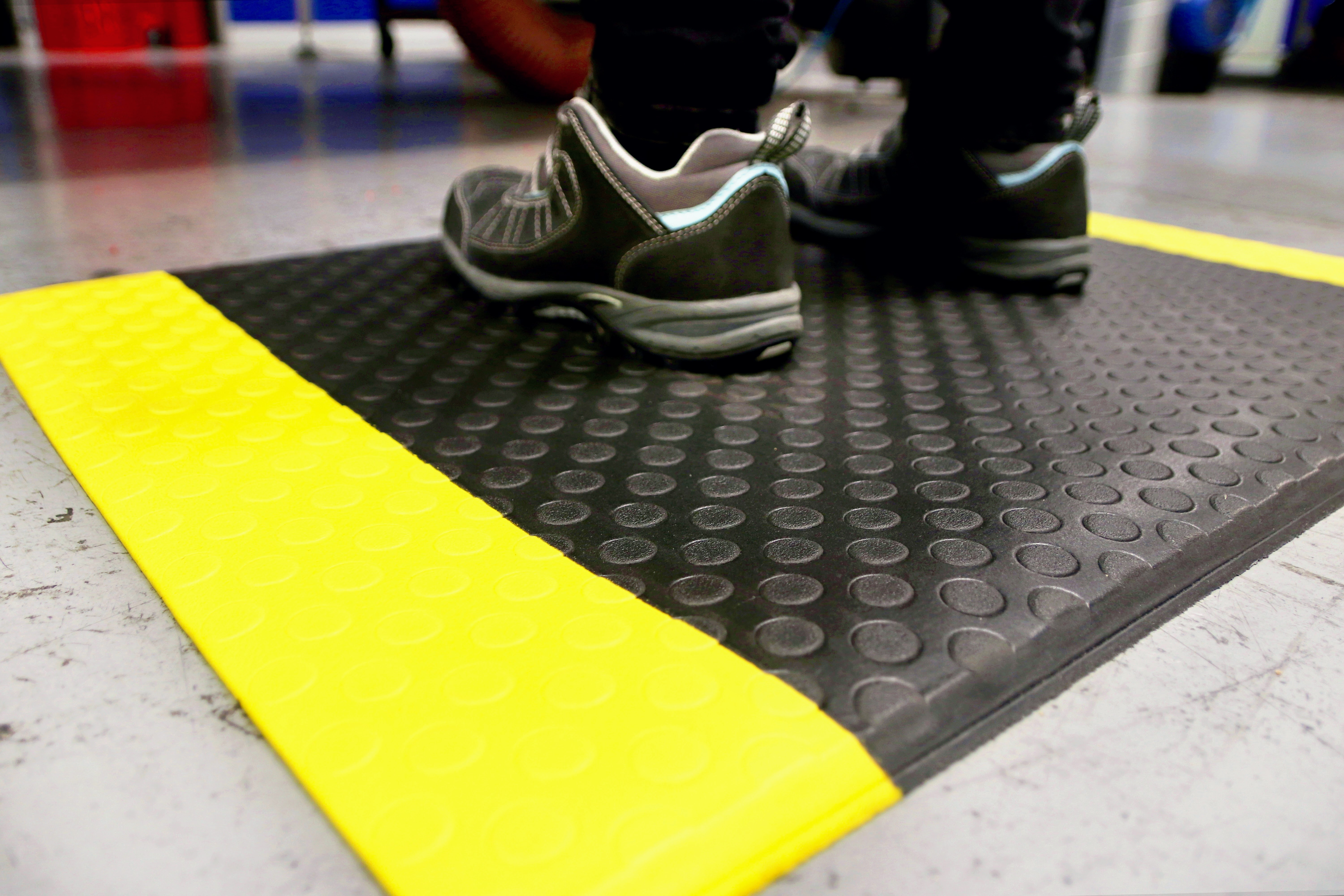 Anti-Fatigue Dot Surface Mat: Standard & Safety Styles Comfortable & Versatile