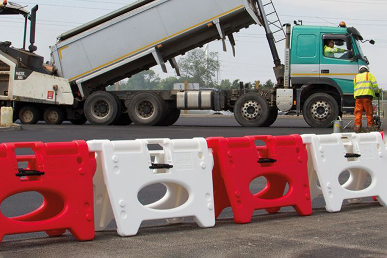Barriers, water fillable for more stability. Ideal for creating immediate quick and safe segregation areas