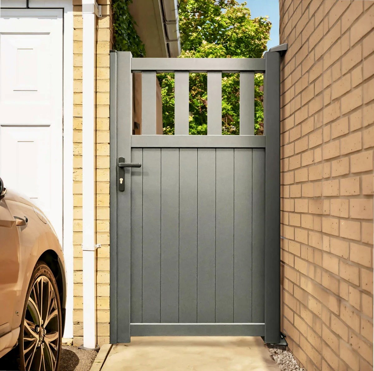 Aluminium Garden Side Gate: Flat Top 
Mixed Vertical Infill in Black or Grey