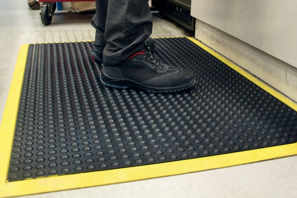 Hi-Vis Anti-Fatigue Bubble Mat: For Safe & Comfy Standing (Interlocking or Edged All Round)