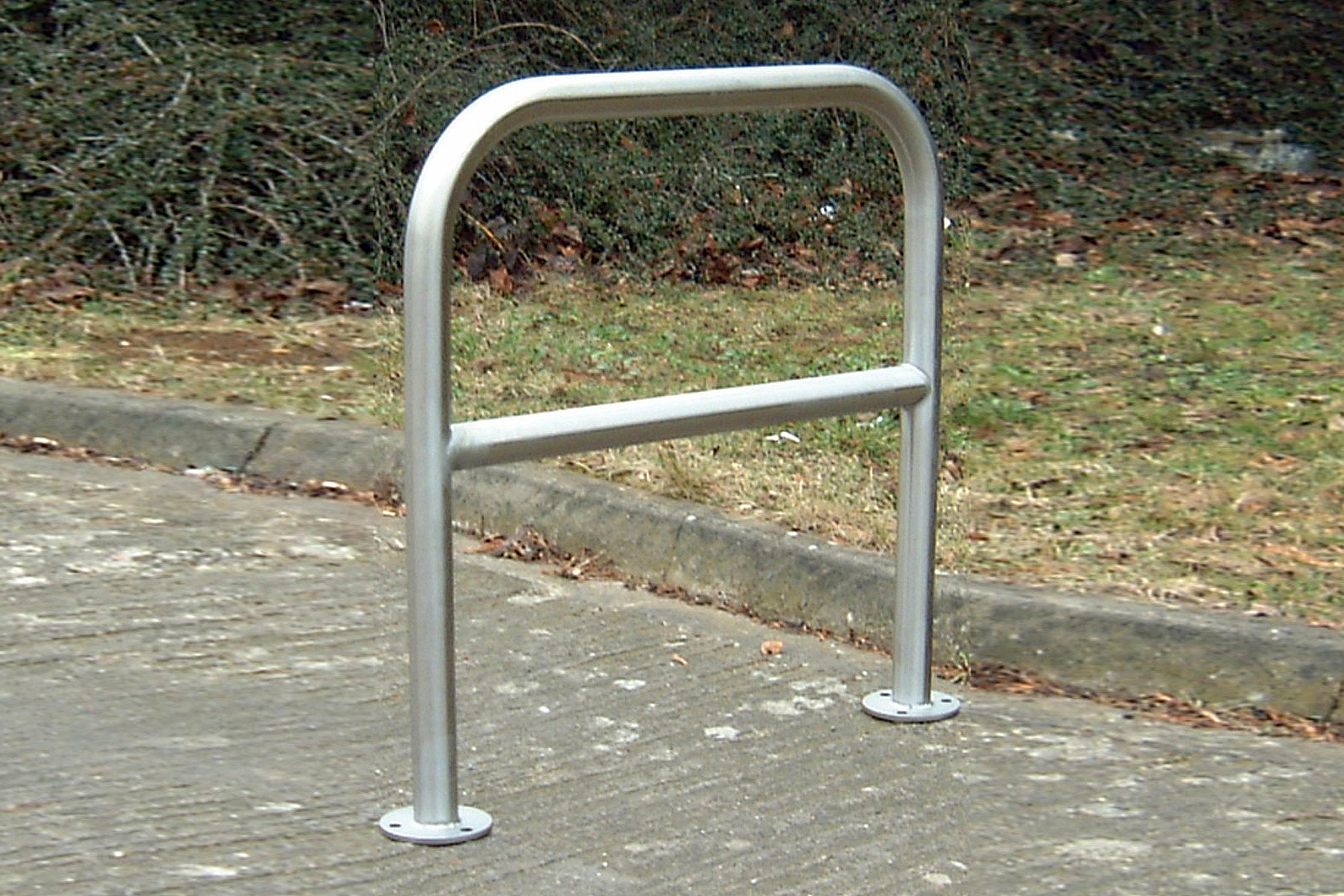 Sheffield Plus Bilton Cycle Stand - Stainless Steel - Additional Locking Point