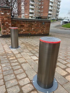 Automatic Electric Bollard 500mm H x 168mm Dia in Stainless Steel 304. LED light crown included