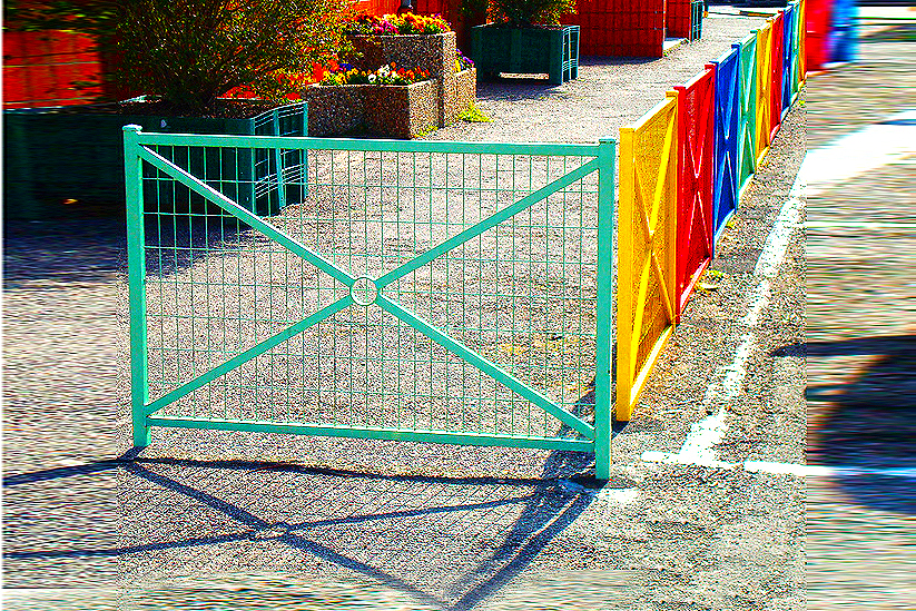 Railing for maximum safety protection outside schools. Available in several colour-1470mm width