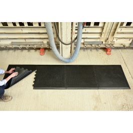 Polyamide Interlock Rabbet Diamond Interlock Rubber Mat Anti-Fatigue & Slip-Resistant Simple On ...