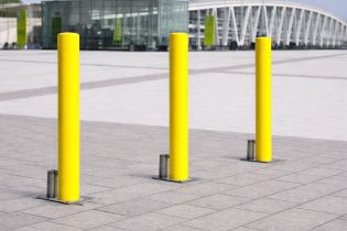 Bollards Removable (60-193mm Diameter) 
750mm above ground - Galvanised & Yellow