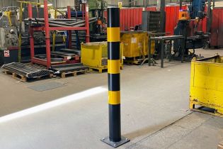 High Visibility Impact Bollard: (Diameter 114mm to 219mm)
1500mm High - Galvanised - Bolt-Down Flange