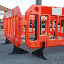 Chapter 8 Safety Works Gate Barrier (H1000mm x W2000mm)
