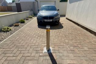 Autolok KTS76 & KTS89 Stainless Steel Telescopic Bollard