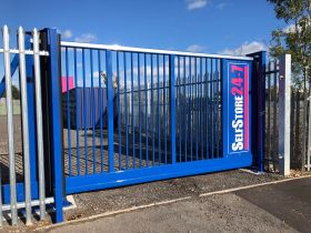 Automatic Cantilever Sliding Gate Automatic for Commercial Use. Standard Duty **Silent Operation Technology** up-to 3.0m High