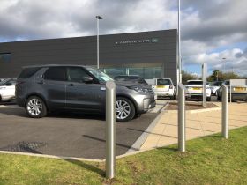 Mitre Top Grade 304 Stainless Steel Bollard 
1000mm above ground, Concrete in Fixing
