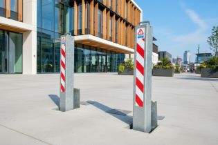 SOLD SECURE 900mm High Removable Galvanised Sq Security Post/Bollard