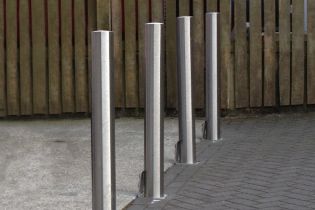 Removable Stainless Steel Bollard 1000mm above ground