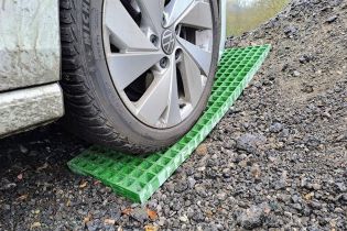 GRP Waffle Boards - Off-Road Traction Aid (Pairs)


