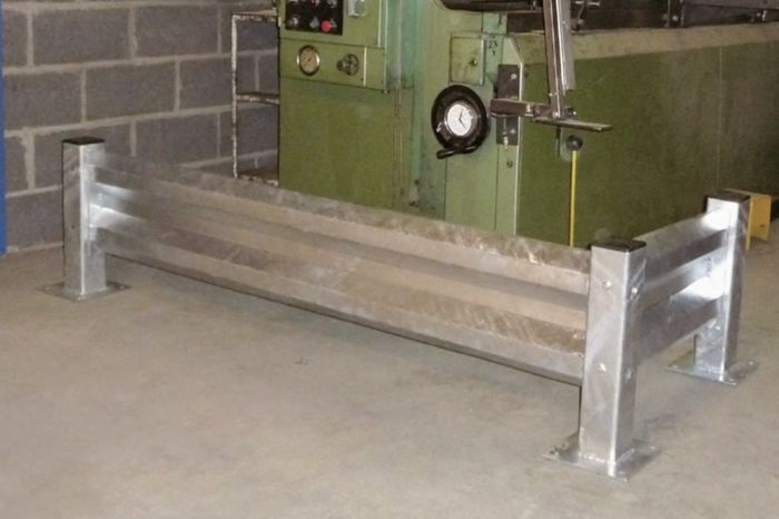 Barrier&#x20;System&#x20;Heavy&#x20;Duty&#x20;,&#x20;Low&#x20;level,&#x20;Double&#x20;ridge&#x20;for&#x20;strength&#x20;&amp;&#x20;rigidity