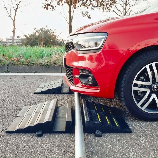 Hose&#x20;&amp;&#x20;Cable&#x20;2&#x20;Channel&#x20;Ramp&#x20;-&#x20;Up&#x20;to&#x20;75mm&#x20;Dia&#x0D;&#x0A;HGV&#x20;Compliant&#x20;-&#x20;Quick&#x20;to&#x20;Deploy&#x20;