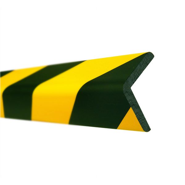 Right-Angled&#x20;Hi-Vis&#x20;Edge&#x20;Protector&#x3A;&#x20;60x60mm&#x0D;&#x0A;Adhesive&#x20;or&#x20;Magnetic&#x20;-&#x20;Indoor&#x2F;Outdoor&#x20;-&#x20;1mL