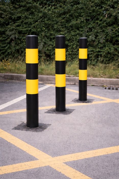 Heavy Duty Steel Bollards - Black & Yellow
Concrete-In & Bolt-Down | 900mm High | All Sizes