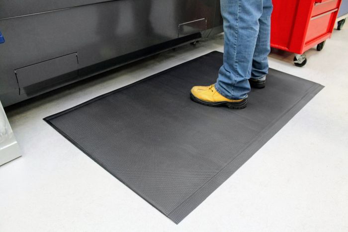 Orthomat® Ultimate Anti Fatigue Mat - Heavy Duty
15mm Thick | Chemical Resistant | 3-Year Guarantee
