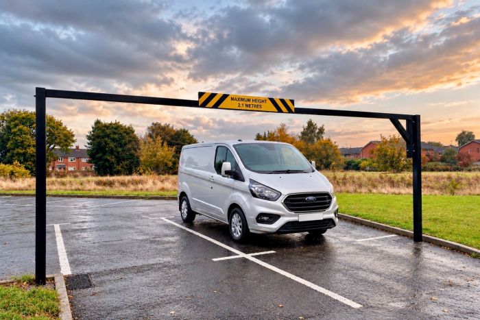 Single&#x20;Swing&#x20;Height&#x20;Restrictor&#x20;Barrier&#x20;