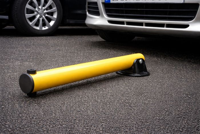 Hi&#x20;Visibility&#x20;Fold&#x20;Down&#x20;Parking&#x20;Bollard&#x0A;&#x20;Space&#x20;Protection&#x20;&amp;&#x20;Value&#x20;Volume&#x20;Discounts