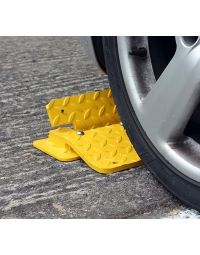 Traffic One Way Flow Plate - Galvanised & Yellow
Available in Concrete-In or Surface Mounted Options