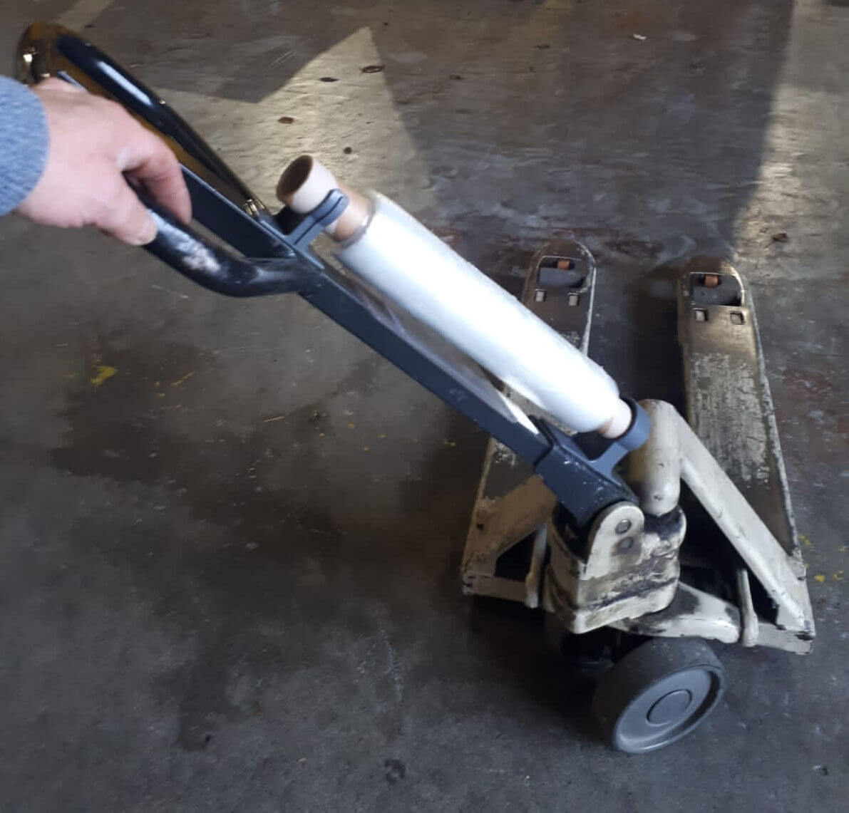 Shrink Wrap Holders for Forklift & Hand Pallet Trucks