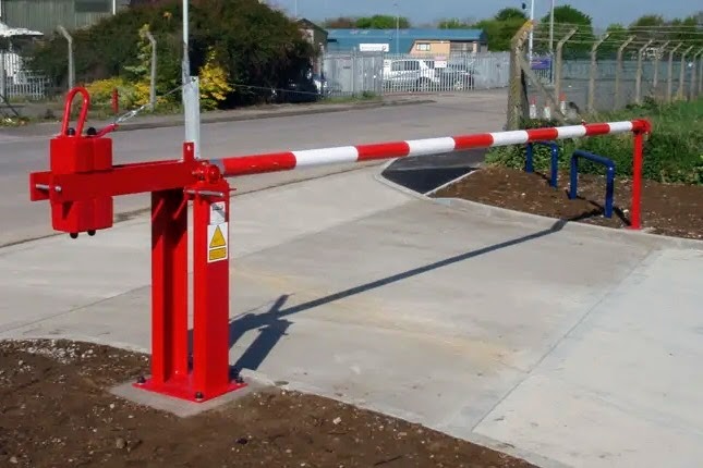 Arm Barrier (3.5 to 8.5m),Heavy Duty, Manual Rising
+ Secure Lockable End Rest and Padlock
