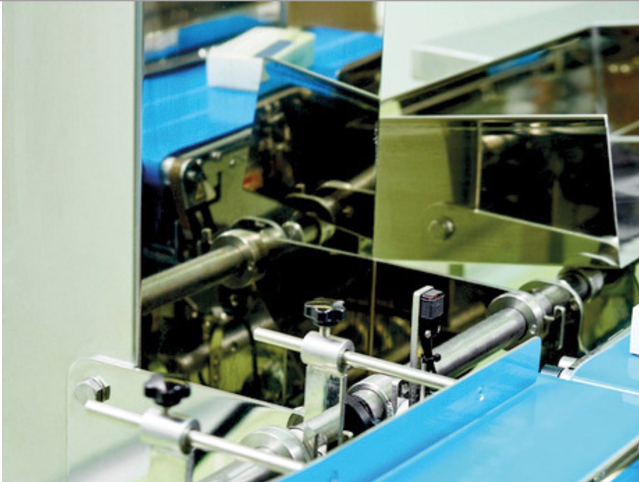 Mirrors Flat Industrial Observation - For manufacturing & industrial areas, giving a precise image & more resistant whilst lighter than glass.
