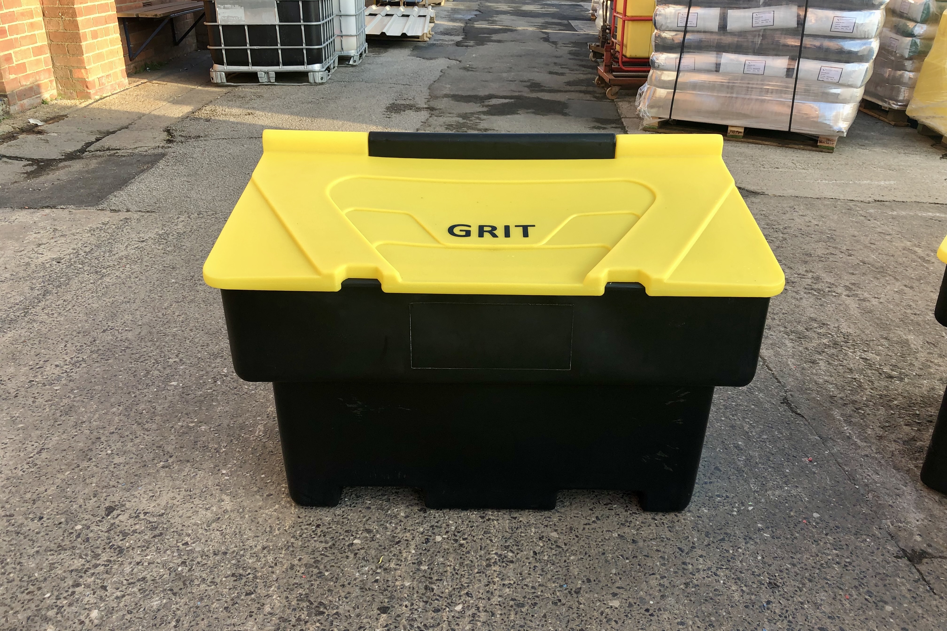 Grit Bin 200 Litre - Nestable- Recycled Eco Choice
For roadside storage, car parks & company premises