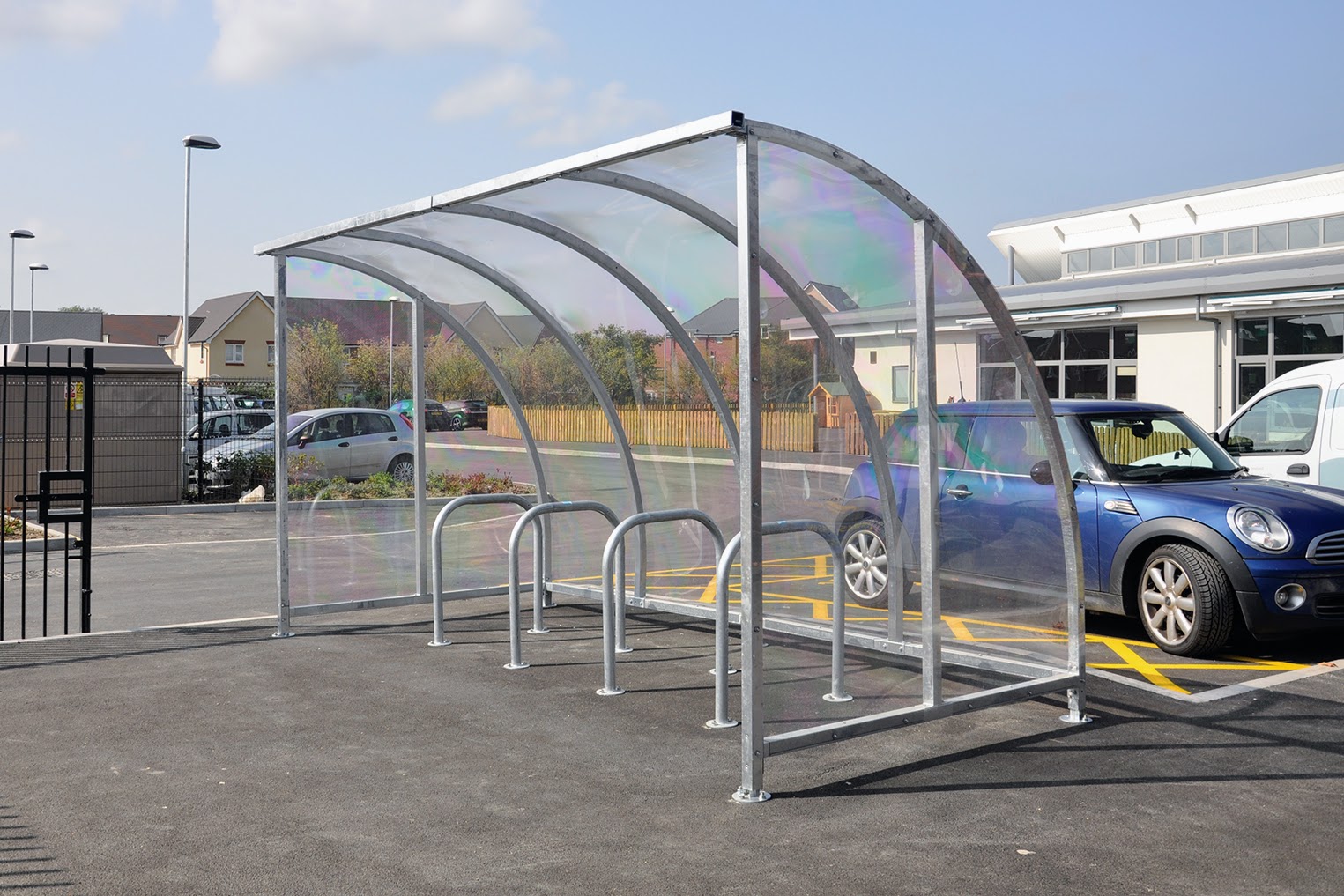 Kenilworth Bike Shelter: Customisable & Weatherproof PETG Curved Roof & End Panels
