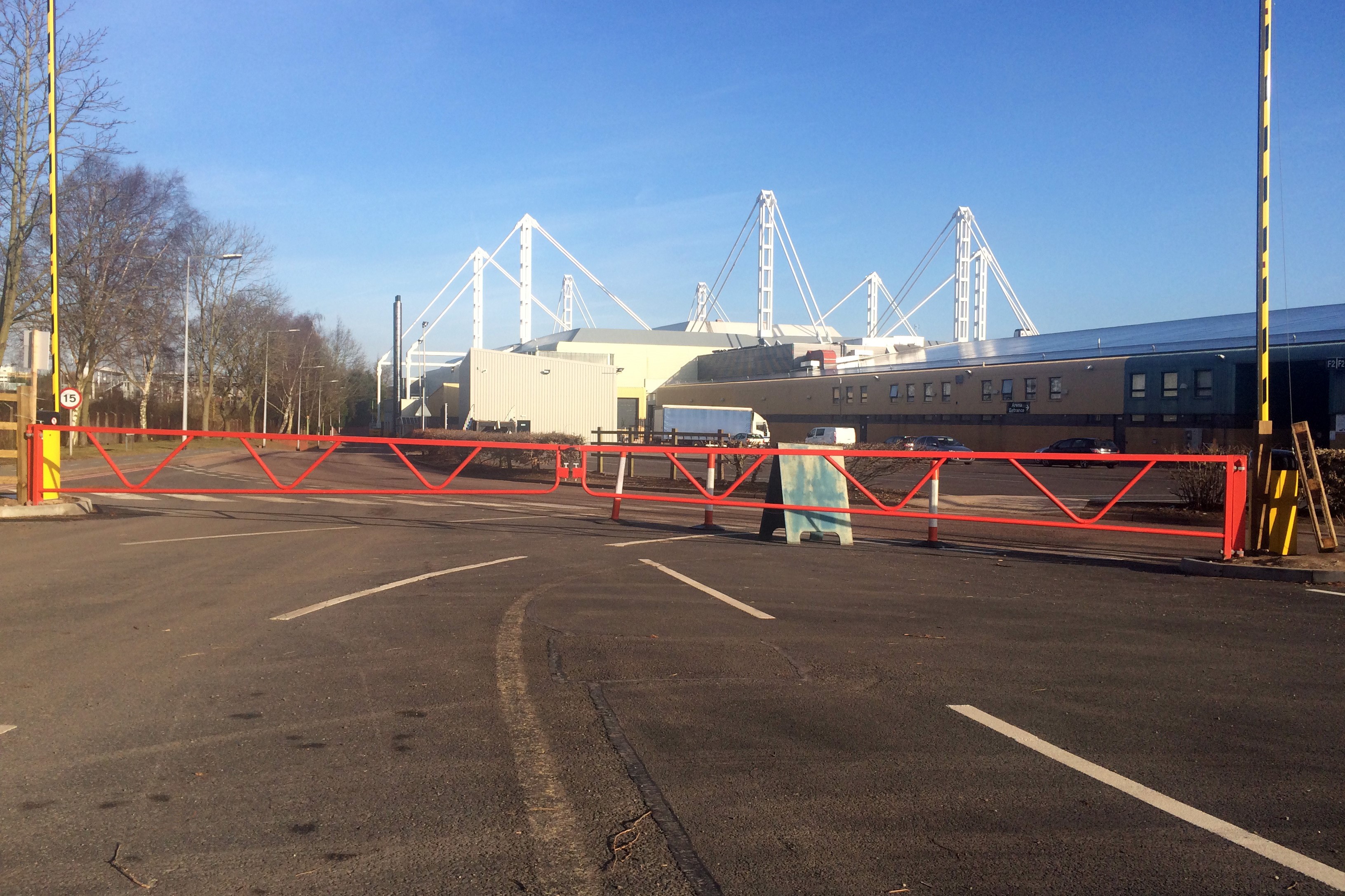 Heavy-Duty Double Swing Gates | Manually Operated
6m-14m Wide | Galvanised & Colour | Secure Access