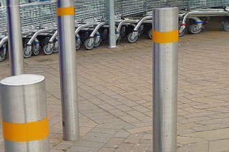 Bollards Hi Vis Stainless Steel 1000mm above ground Grade 304